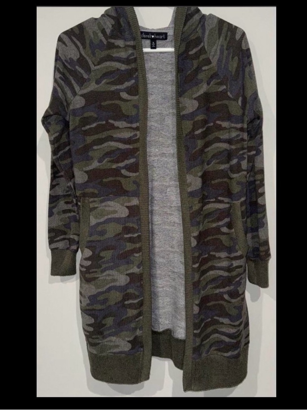 Women's Camouflage Cardigan Size Small Brand Derek Heart